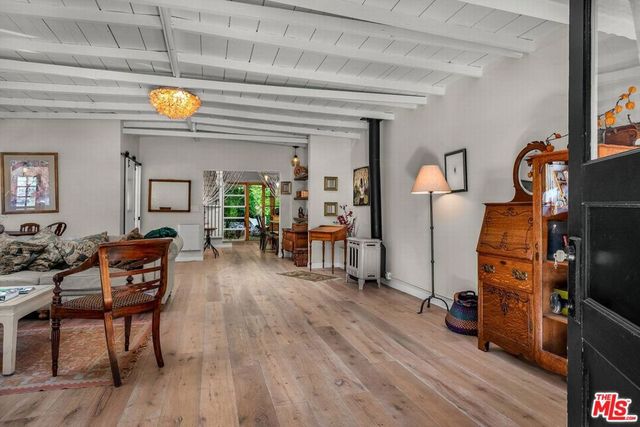 2452 Horse Shoe Canyon Road, Los Angeles, CA 90046