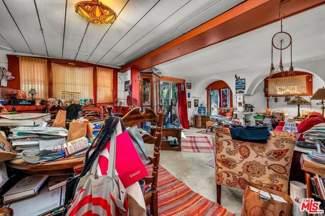 2452 Horse Shoe Canyon Road, Los Angeles, CA 90046