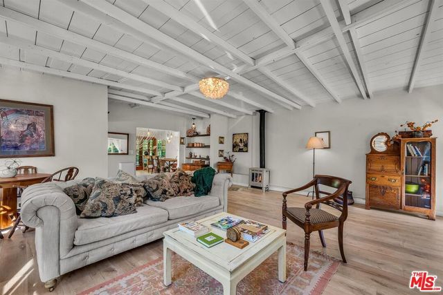 2452 Horse Shoe Canyon Road, Los Angeles, CA 90046