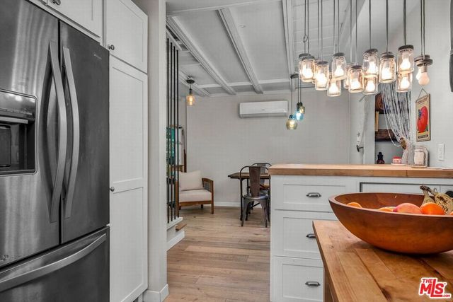 2452 Horse Shoe Canyon Road, Los Angeles, CA 90046