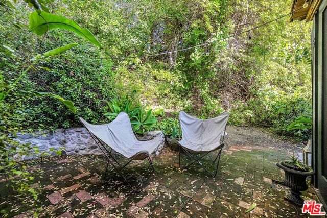 2452 Horse Shoe Canyon Road, Los Angeles, CA 90046