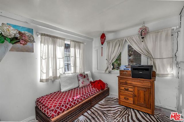 2452 Horse Shoe Canyon Road, Los Angeles, CA 90046