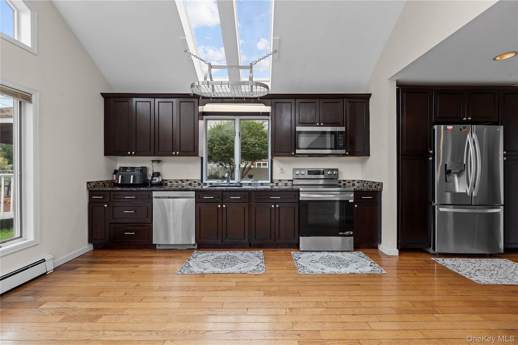78 Pengon Circle, East Meadow, NY 11554 — photo 2
