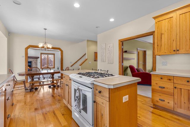 1044 MOONRIVER DRIVE, De Pere, WI 54115