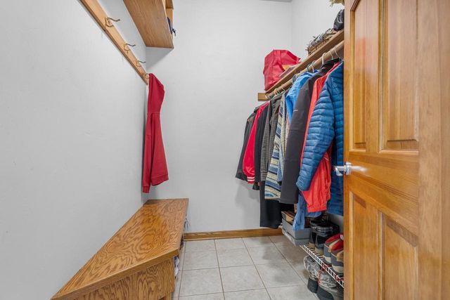 1044 MOONRIVER DRIVE, De Pere, WI 54115