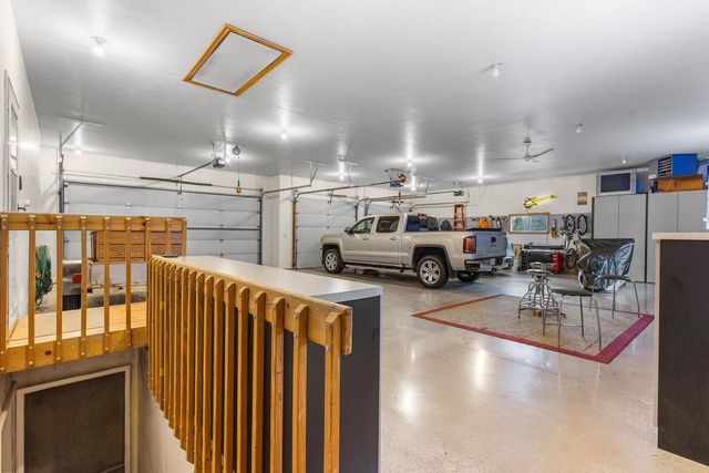 1044 MOONRIVER DRIVE, De Pere, WI 54115