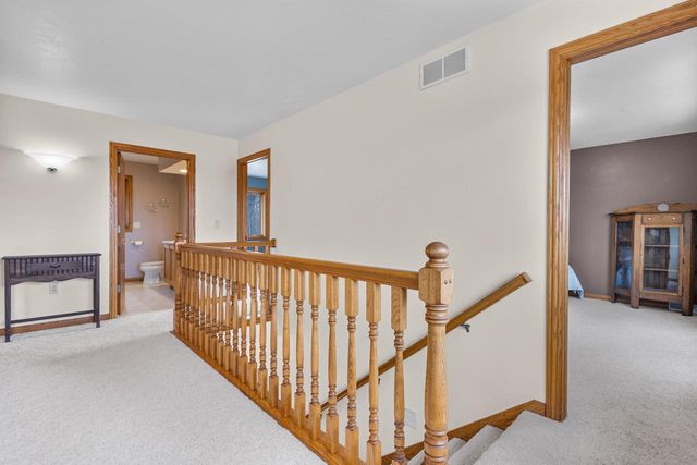 1044 MOONRIVER DRIVE, De Pere, WI 54115