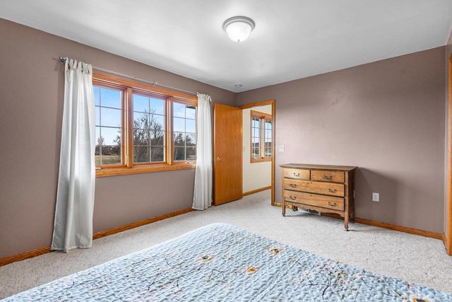 1044 MOONRIVER DRIVE, De Pere, WI 54115