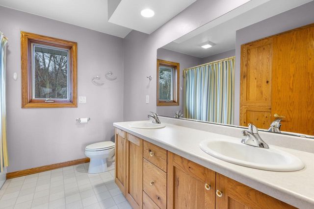 1044 MOONRIVER DRIVE, De Pere, WI 54115