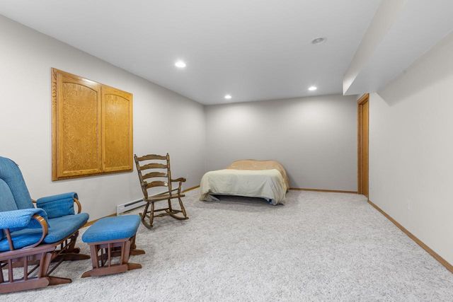 1044 MOONRIVER DRIVE, De Pere, WI 54115