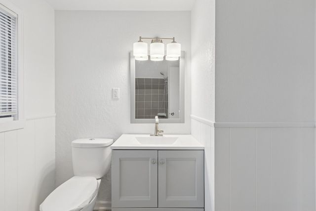 2111 Bell Avenue, Rockford, IL 61103