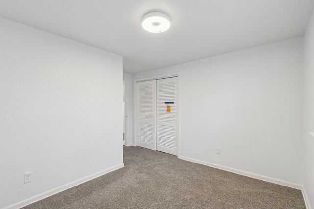 2111 Bell Avenue, Rockford, IL 61103