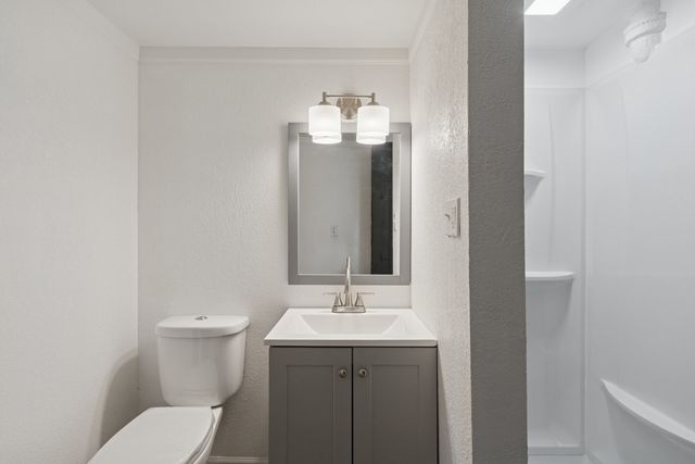 2111 Bell Avenue, Rockford, IL 61103