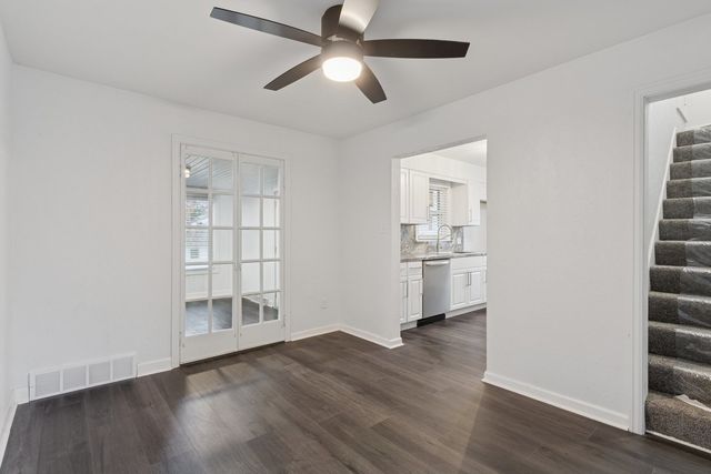 2111 Bell Avenue, Rockford, IL 61103