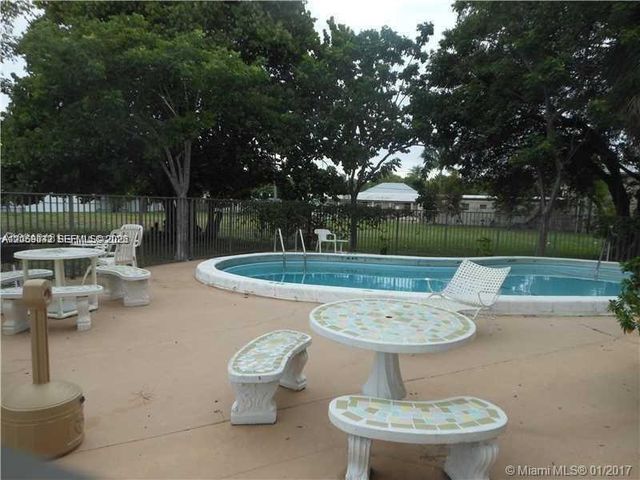 348 S Federal Hwy 24, Dania Beach, FL 33004