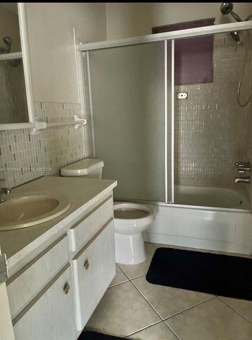 348 S Federal Hwy 24, Dania Beach, FL 33004