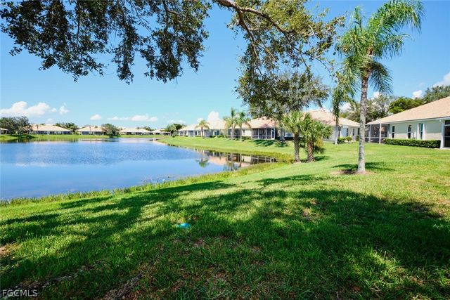 8853 Bristol BEND, Fort Myers, FL 33908