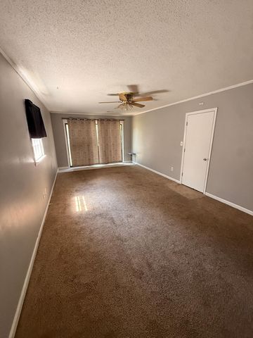 5718 Dogwood Circle, Myrtle Beach, SC 29588