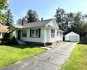 4353 N Wozniak Road, Michigan City, IN 46360