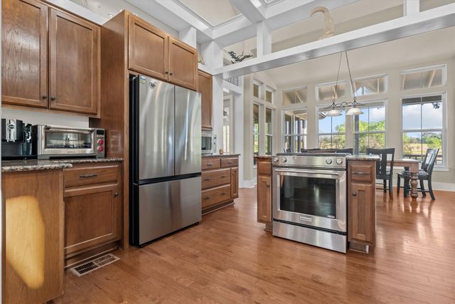 810 E Fm 321, Montalba, TX 75853