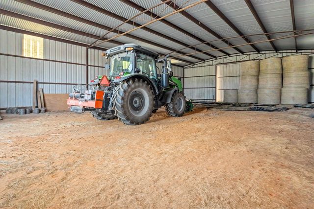 810 E Fm 321, Montalba, TX 75853