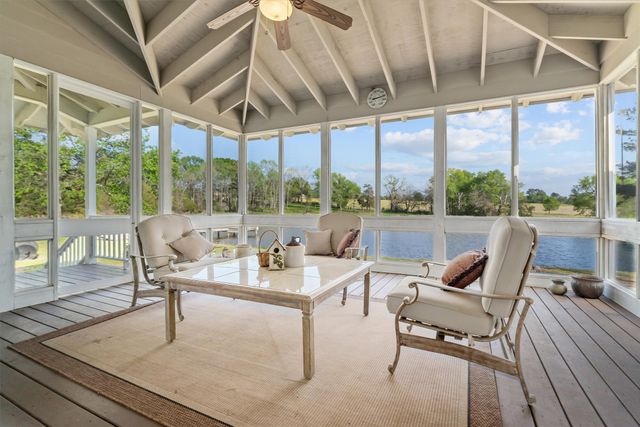 810 E Fm 321, Montalba, TX 75853