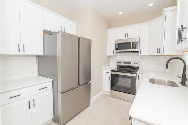 61 Leah Street, Providence, RI 02908