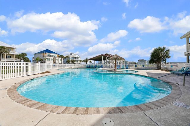21205 Scissor Tail Lane, Galveston, TX 77554