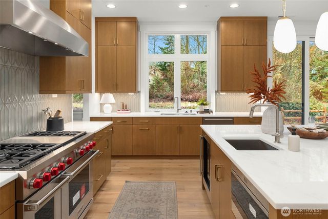 21021 SE 80th Street, Issaquah, WA 98027