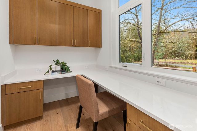 21021 SE 80th Street, Issaquah, WA 98027