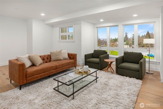 21021 SE 80th Street, Issaquah, WA 98027