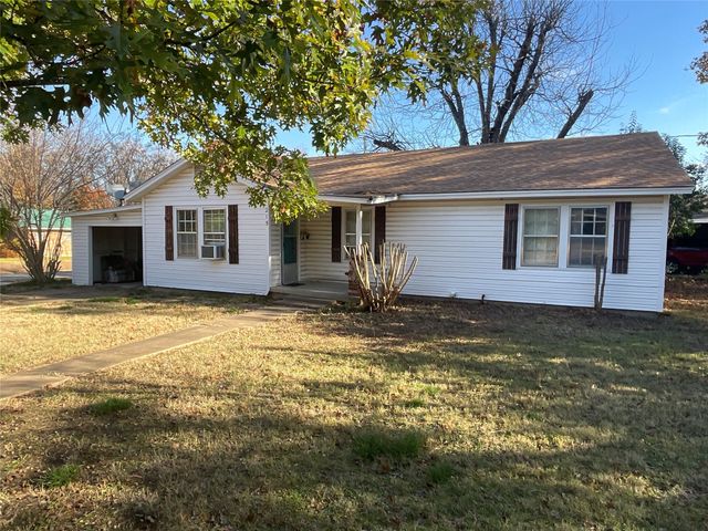 215 N Ave O, Clifton, TX 76634
