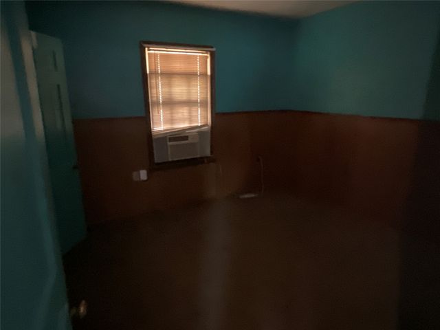 215 N Ave O, Clifton, TX 76634