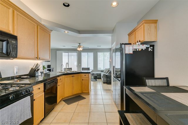 7587 French Springs Street, Las Vegas, NV 89139