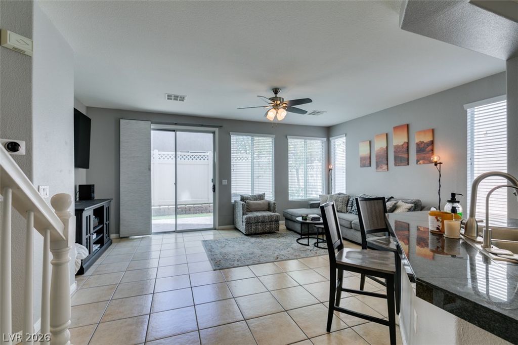7587 French Springs Street, Las Vegas, NV 89139 — photo 4