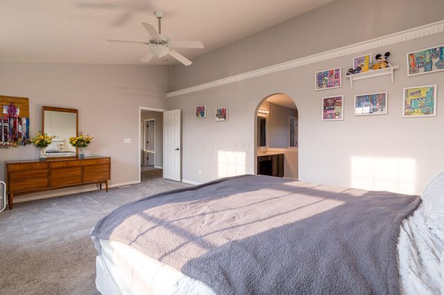 168 Spring Flower Way, Pataskala, OH 43062