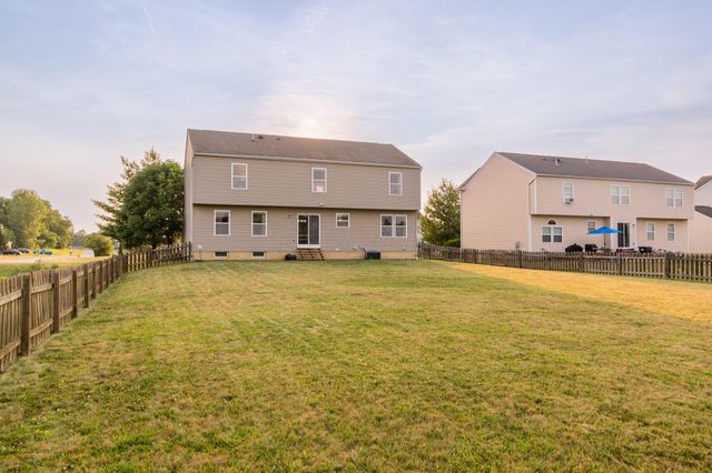 168 Spring Flower Way, Pataskala, OH 43062