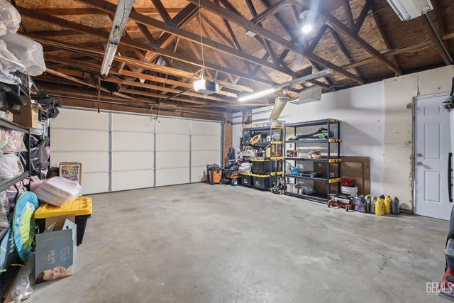 3524 Piedmont Avenue, Bakersfield, CA 93312