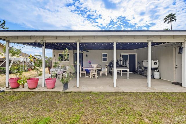 3524 Piedmont Avenue, Bakersfield, CA 93312