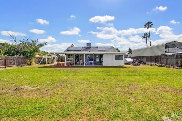 3524 Piedmont Avenue, Bakersfield, CA 93312