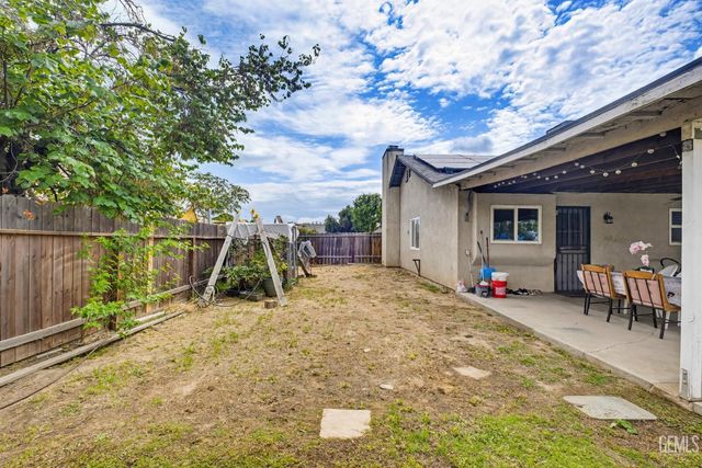 3524 Piedmont Avenue, Bakersfield, CA 93312