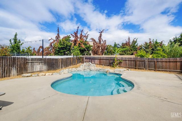 3524 Piedmont Avenue, Bakersfield, CA 93312