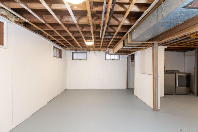 3 Exeter Road, East Patchogue, NY 11772