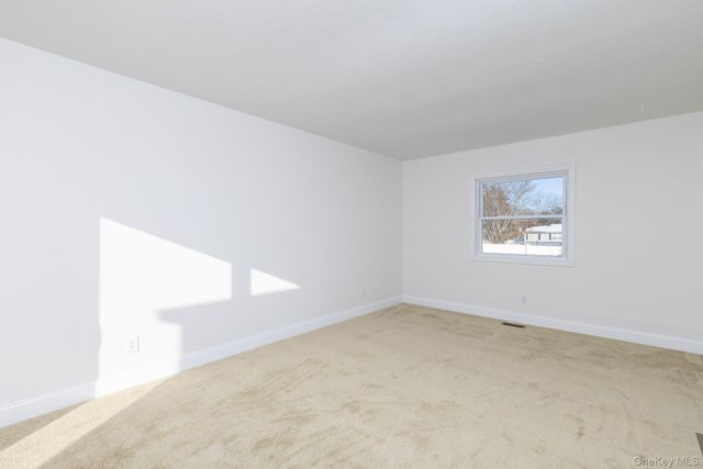 3 Exeter Road, East Patchogue, NY 11772