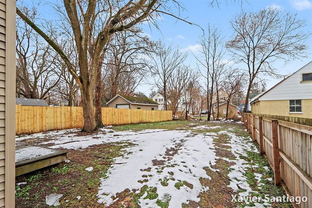 1431 N Church Street, Kalamazoo, MI 49007