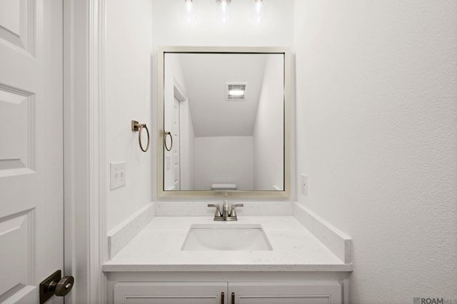 13276 Belle Reine Dr, Geismar, LA 70734