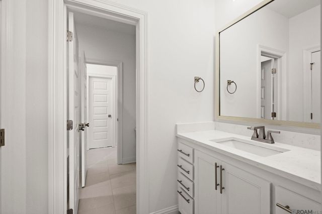 13276 Belle Reine Dr, Geismar, LA 70734