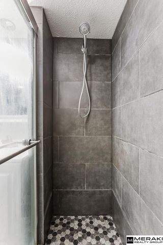 1808 S 60th Street, Omaha, NE 68106