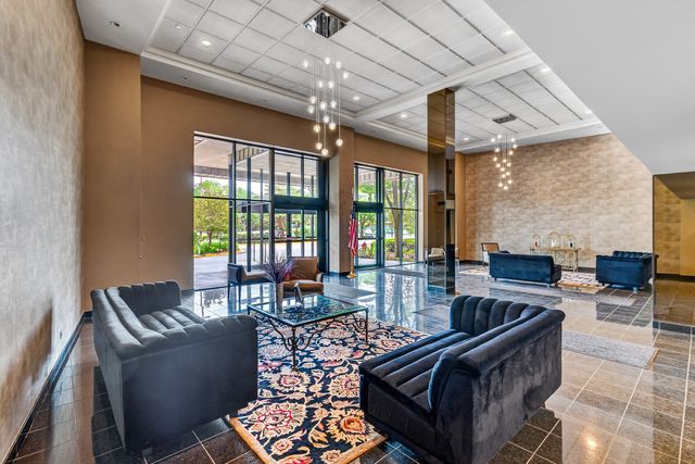 6340 Americana Drive 1101, Willowbrook, IL 60527