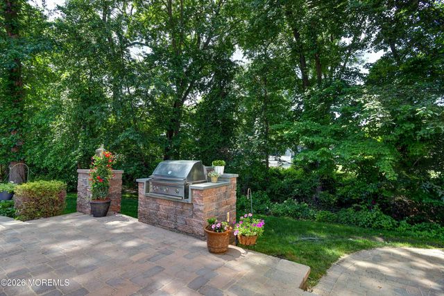 220 Lloyd Road, Aberdeen, NJ 07747